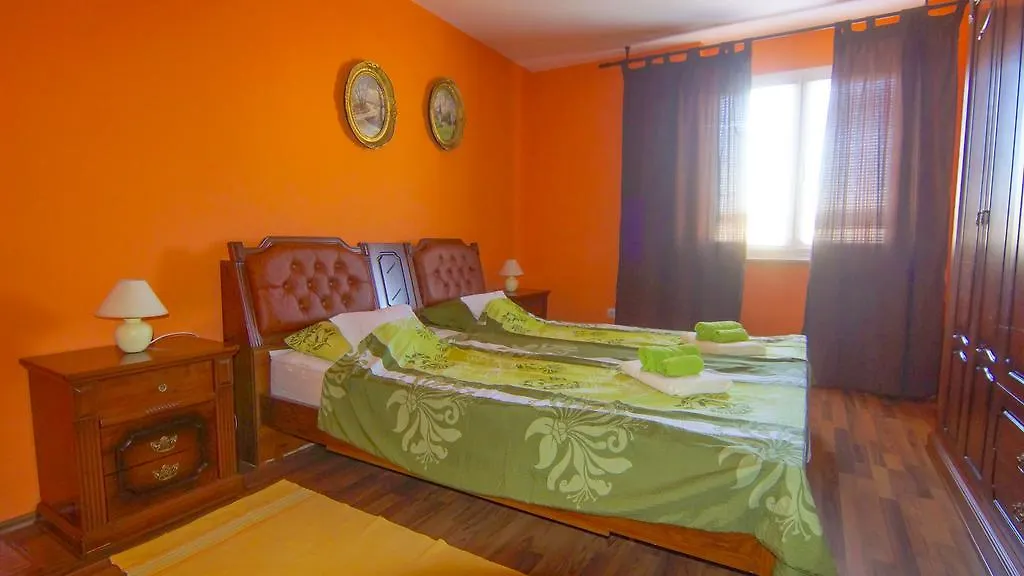 Apartments Katica Pola 0*,  Croazia
